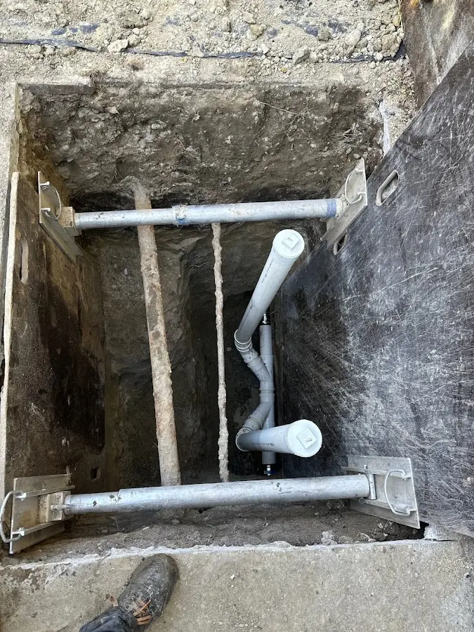 Experienced plumber completing Drain Cleaning work in Titusville
